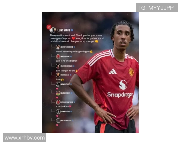 席尔瓦在社交媒体上晒出与队友的合影：情谊如初！